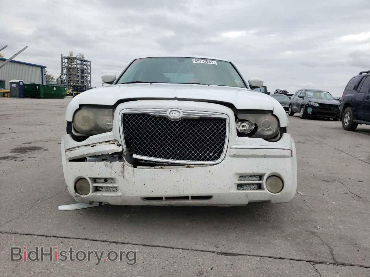 2010 CHRYSLER 300 - VIN: 2C3CA9CT7AH255802 - Фото 9