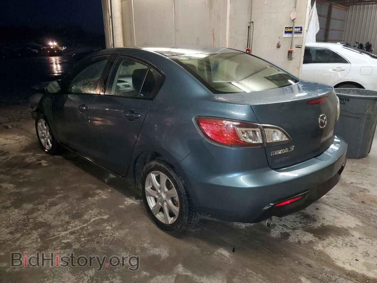 2011 MAZDA 3 - VIN: JM1BL1VF3B1482172 - Фото 2