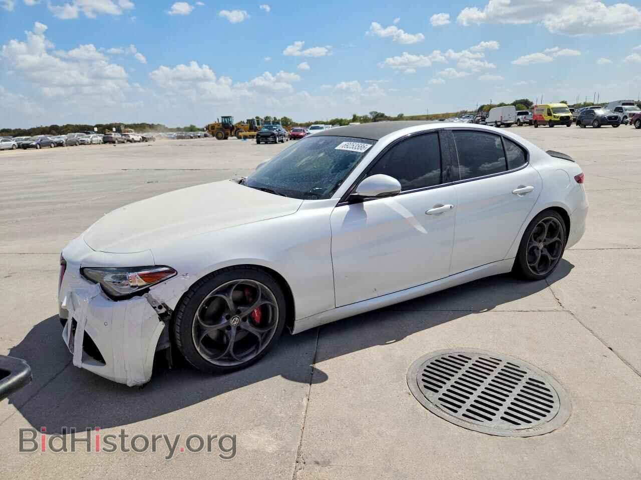 Photo ZARFAECN0H7543661 - ALFA ROMEO GIULIA 2017