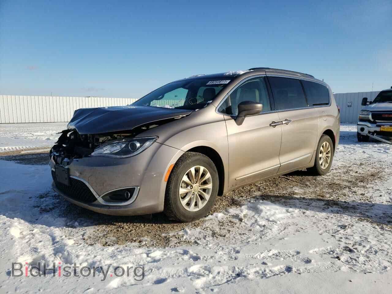 2017 CHRYSLER PACIFICA - VIN: 2C4RC1BG3HR747317 - Фото 2