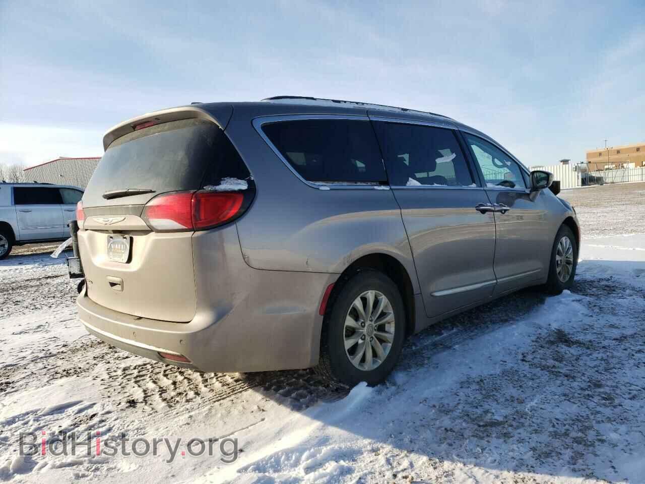 2017 CHRYSLER PACIFICA - VIN: 2C4RC1BG3HR747317 - Фото 4
