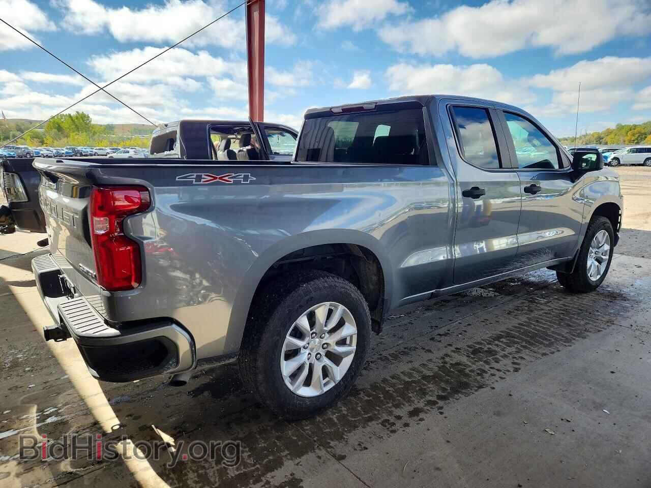 2021 CHEVROLET SILVERADO - VIN: 1GCRYBEK0MZ352079 - Фото 3
