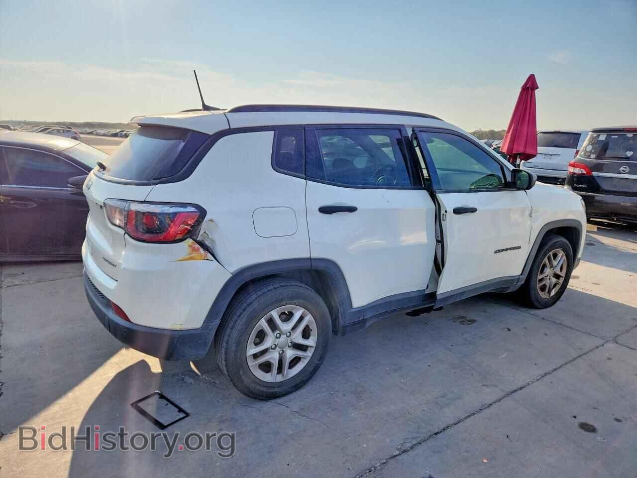 2018 JEEP COMPASS - VIN: 3C4NJCAB0JT125251 - Фото 3