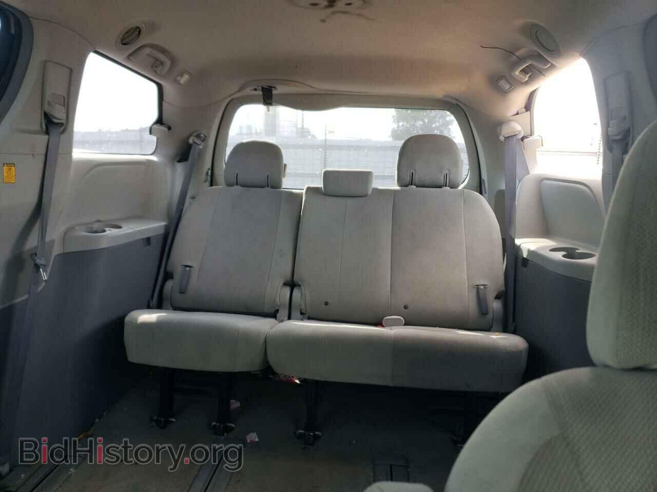 2011 TOYOTA SIENNA - VIN: 5TDKA3DC4BS007741 - Фото 10