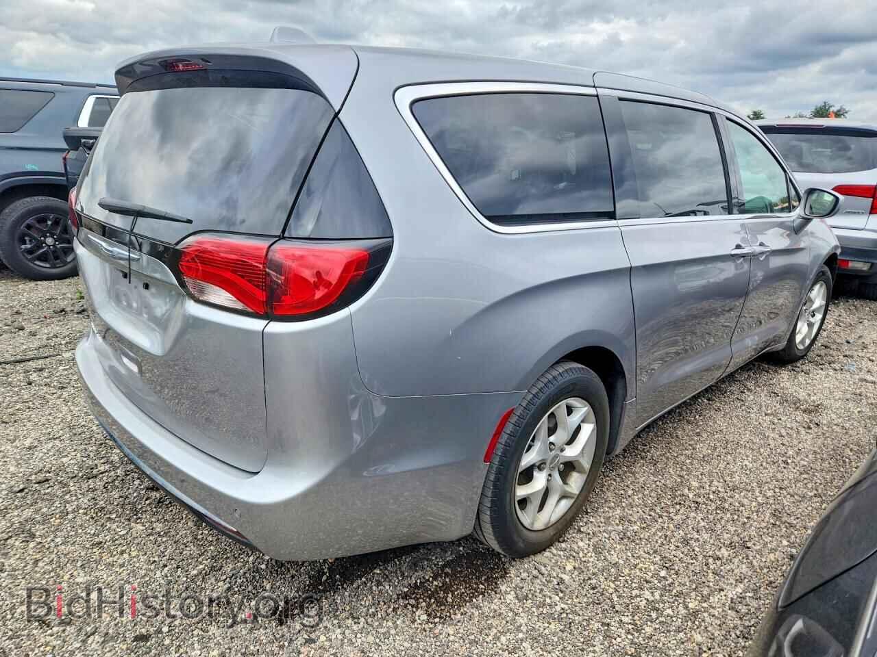 2018 CHRYSLER PACIFICA - VIN: 2C4RC1FG5JR125737 - Фото 3