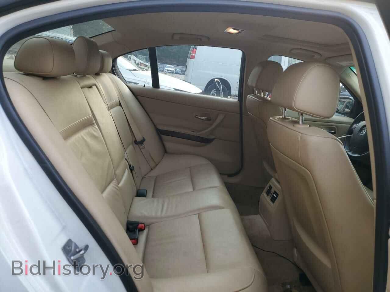 2011 BMW 3 SERIES - VIN: WBAPH7C53BE678297 - Фото 10