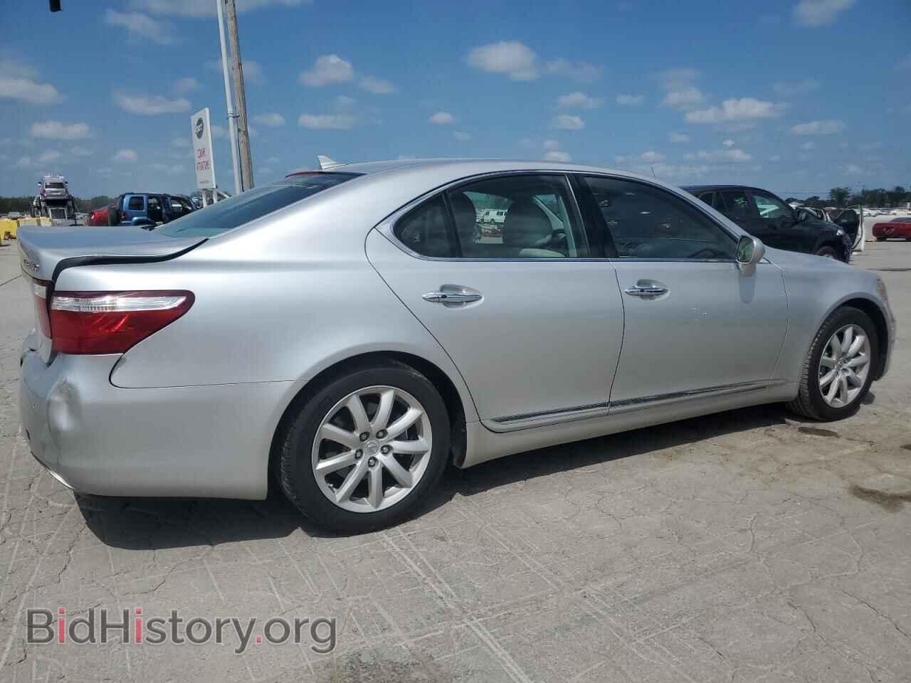 2007 LEXUS LS460 - VIN: JTHBL46F375016045 - Photo 3