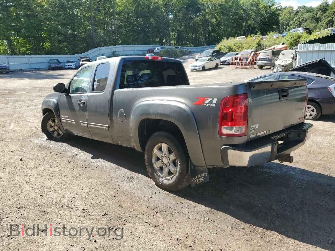 2011 GMC SIERRA - VIN: 1GTR2VE32BZ202533 - Фото 2