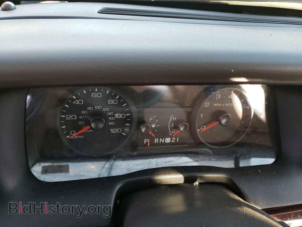 2011 FORD CROWN VIC - VIN: 2FABP7EV5BX127225 - Фото 9