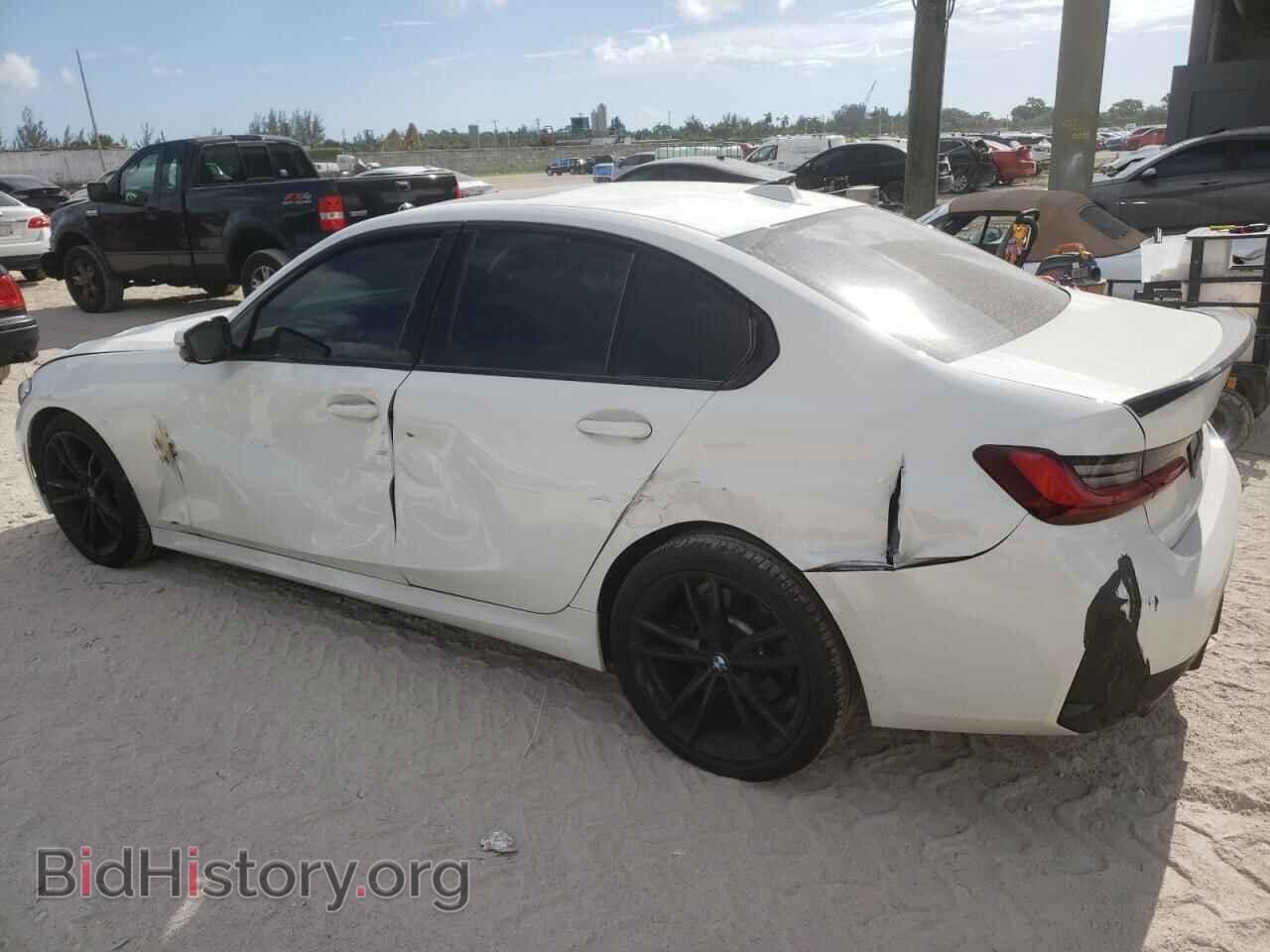 2023 BMW 3 SERIES - VIN: 3MW69FF0XP8D14701 - Фото 2