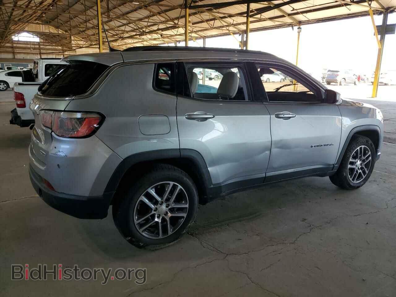 2019 JEEP COMPASS - VIN: 3C4NJCBBXKT615051 - Фото 3