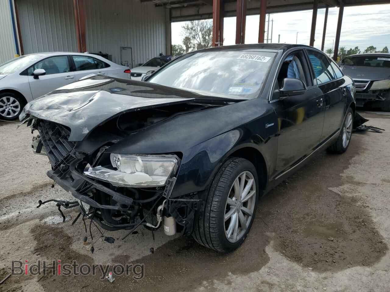 Photo WAUKGAFB3AN045857 - AUDI A6 2010