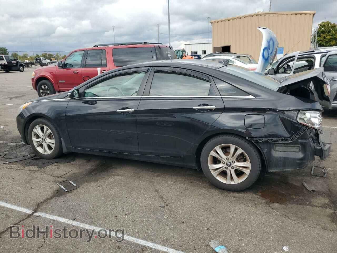 2013 HYUNDAI SONATA - VIN: 5NPEC4AC4DH561808 - Фото 2