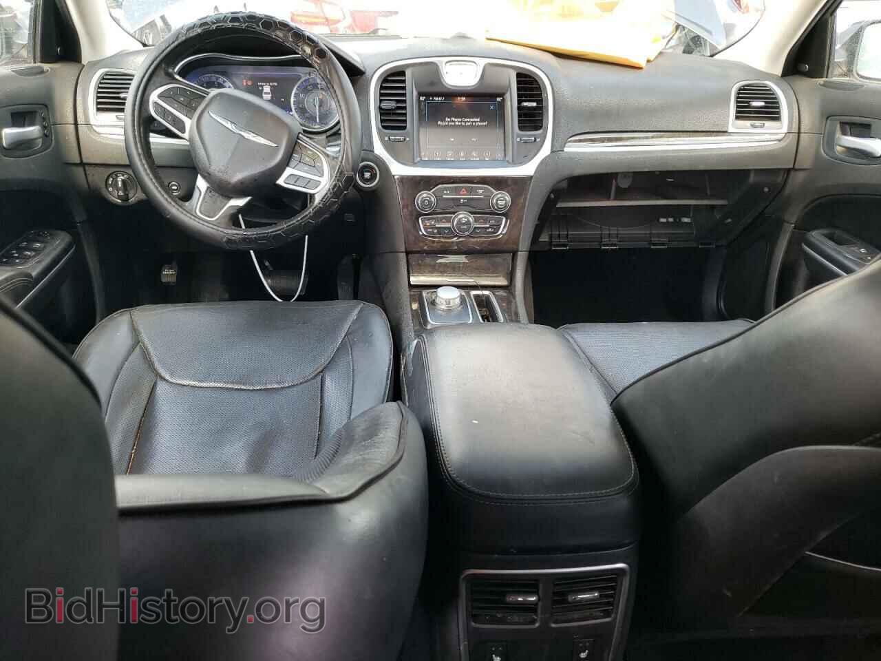2019 CHRYSLER 300 - VIN: 2C3CCAEG5KH568599 - Фото 8