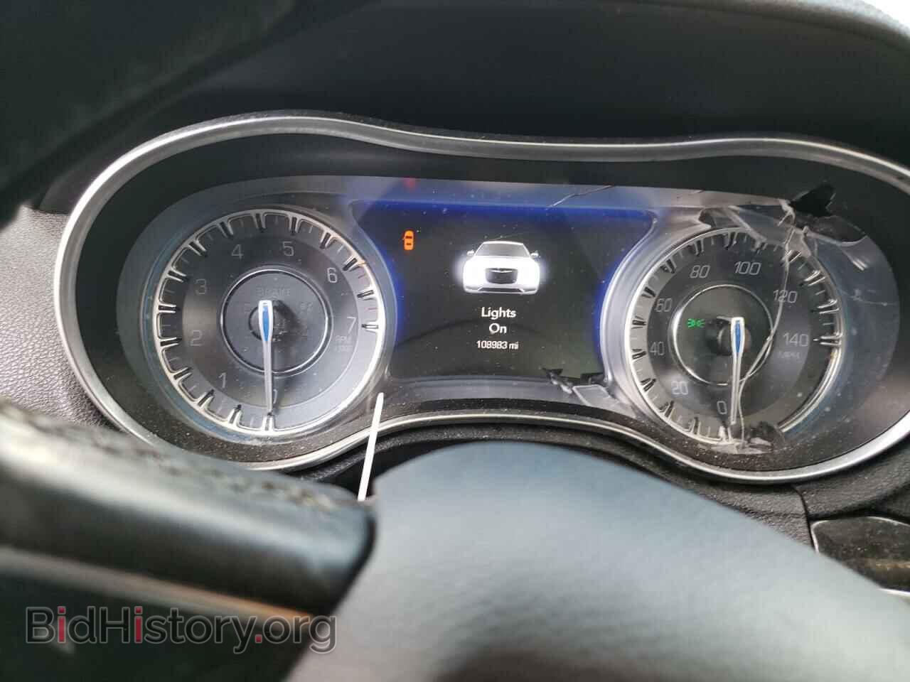 2019 CHRYSLER 300 - VIN: 2C3CCAEG5KH568599 - Фото 9