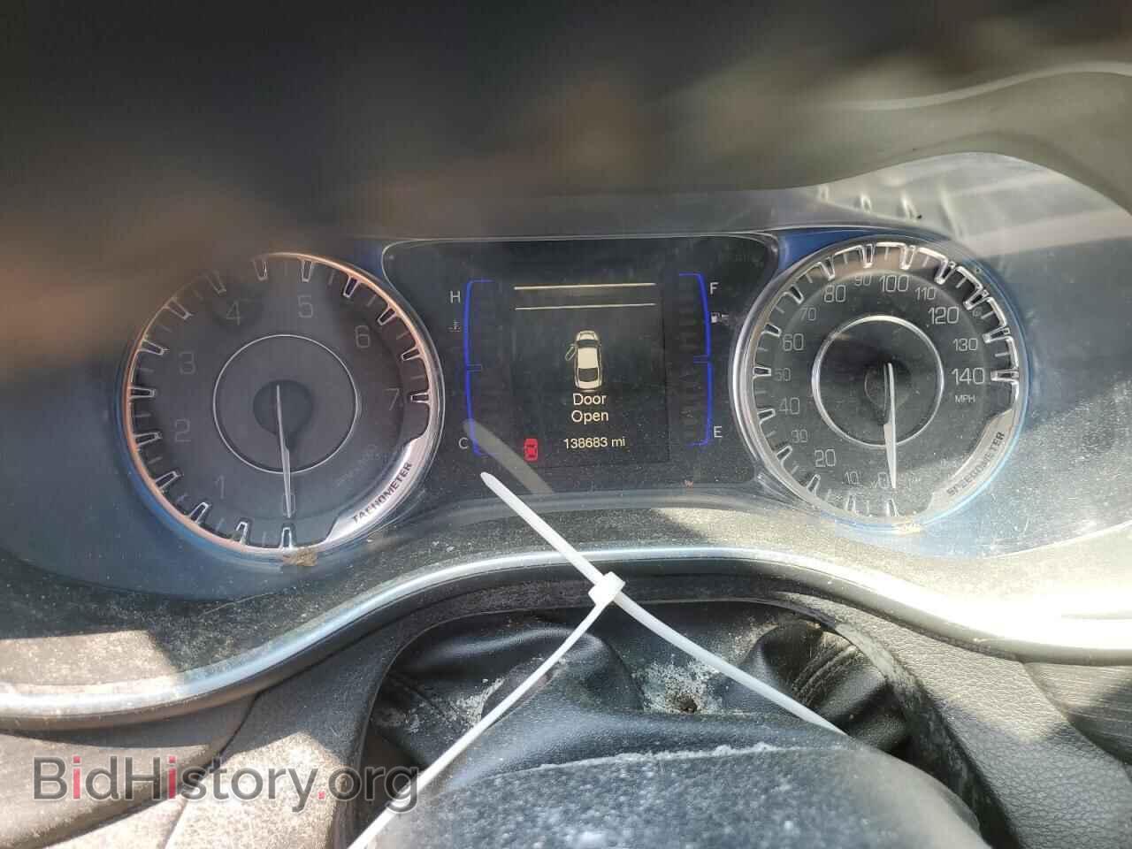 2017 CHRYSLER 200 - VIN: 1C3CCCAB5HN506626 - Фото 9
