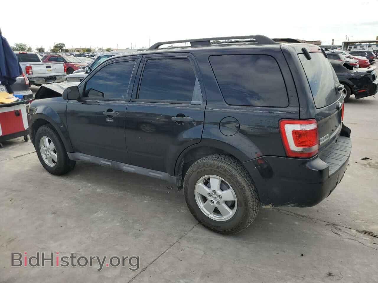 2011 FORD ESCAPE - VIN: 1FMCU0D76BKA55418 - Фото 2
