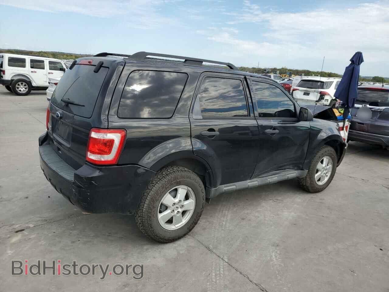 2011 FORD ESCAPE - VIN: 1FMCU0D76BKA55418 - Фото 3