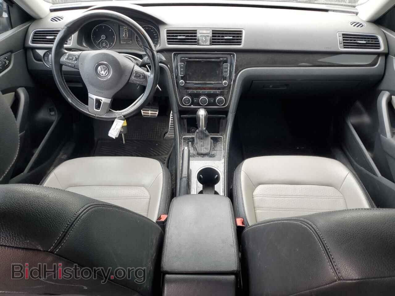 2015 VOLKSWAGEN PASSAT - VIN: 1VWBV7A31FC045996 - Фото 8