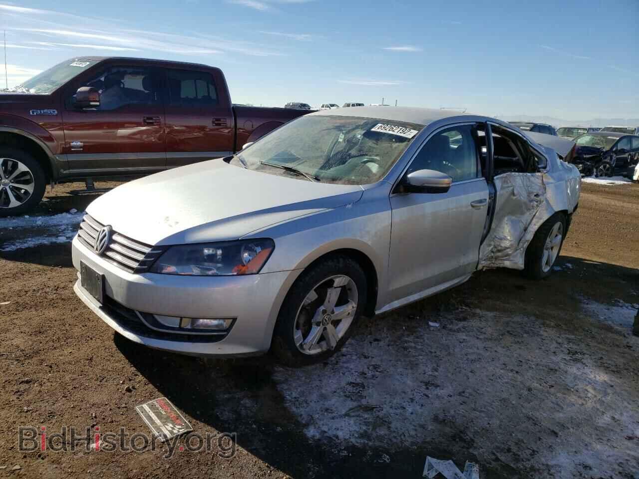 Фотография 1VWAT7A37FC072301 - VOLKSWAGEN PASSAT 2015