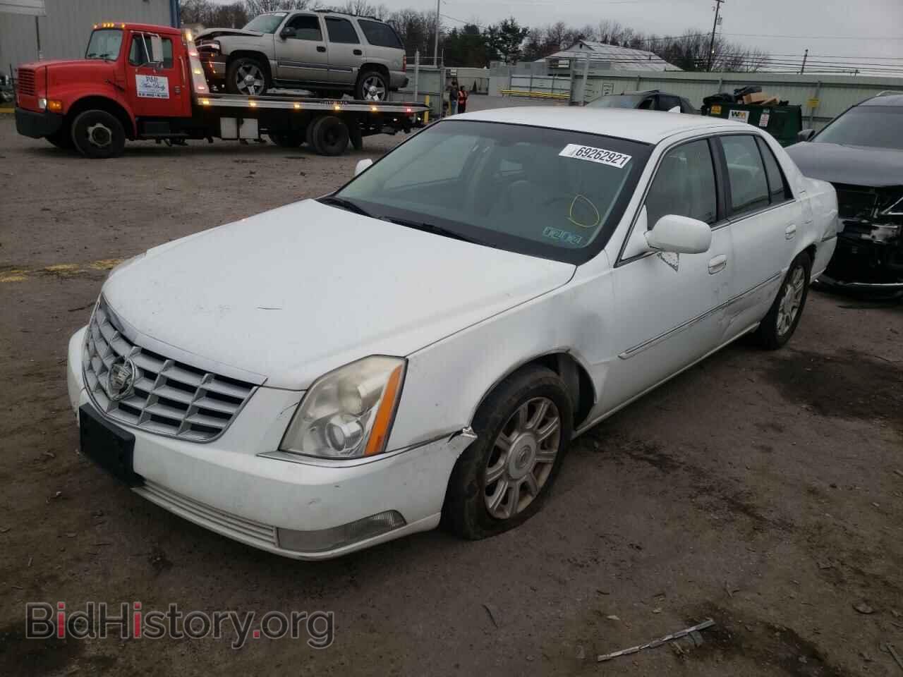 2010 CADILLAC DTS - VIN: 1G6KA5EY5AU132816 - Фото 2