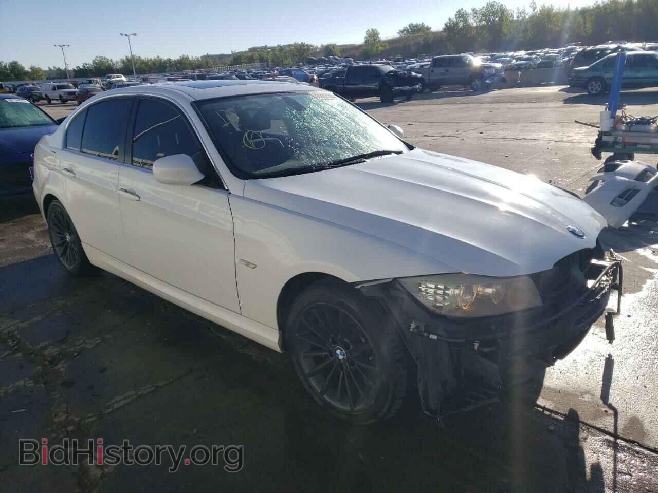 2011 BMW 3 SERIES - VIN: WBAPL5C52BA917025 - Фото 4