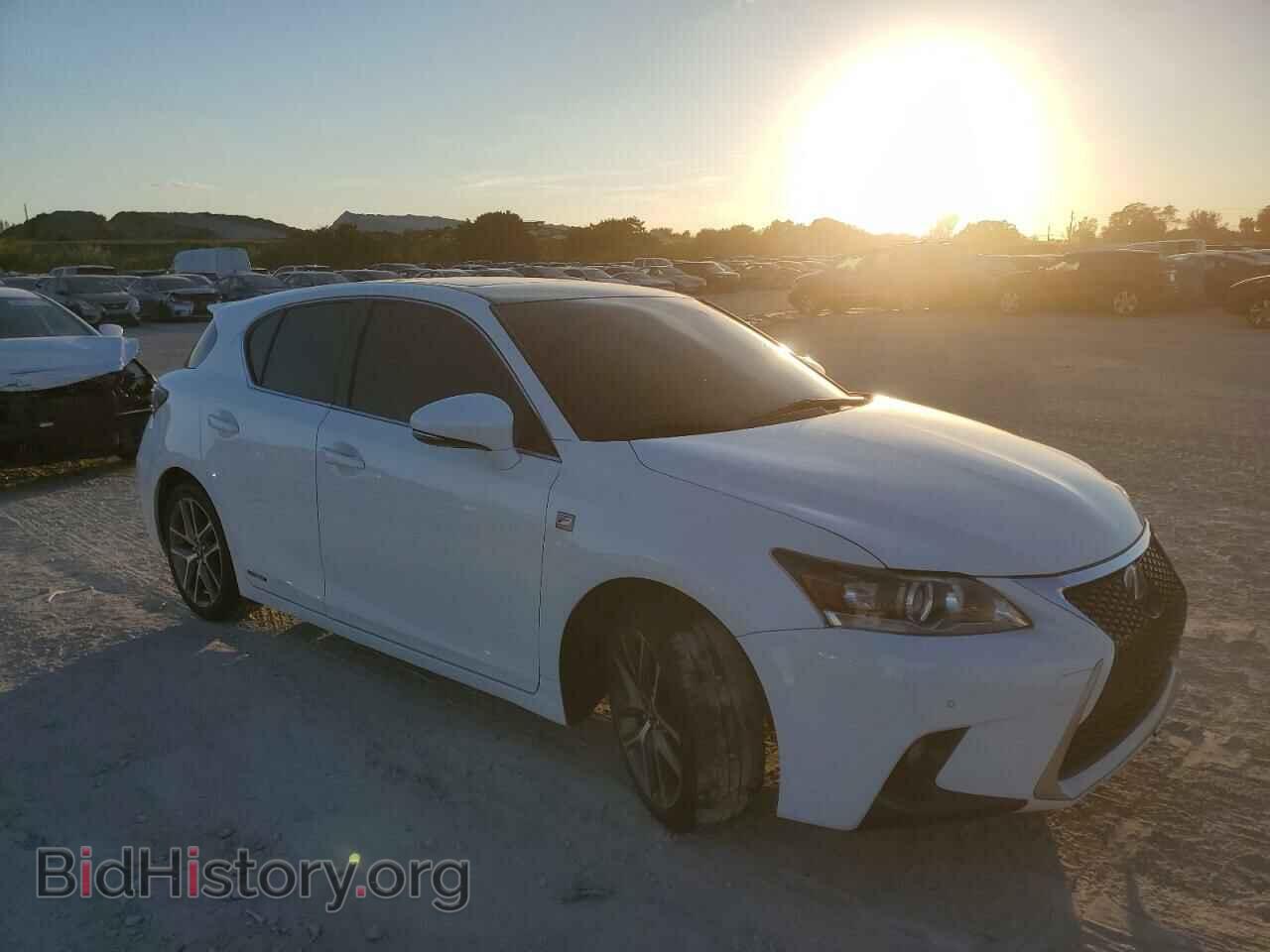 2014 LEXUS CT 200 - VIN: JTHKD5BH5E2187663 - Photo 4