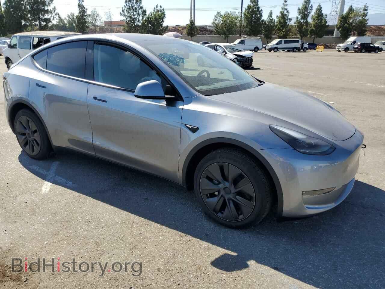 2024 TESLA MODEL Y - VIN: 7SAYGDEE8RA299794 - Фото 4