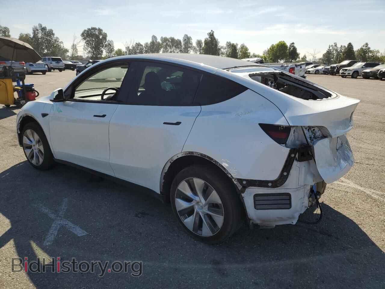 2022 TESLA MODEL Y - VIN: 7SAYGDEE8NA022847 - Фото 2