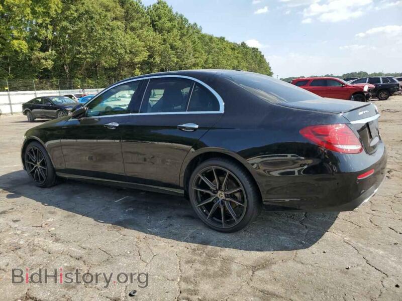 2018 Mercedes-Benz E-CLASS (VIN WDDZF4KB2JA339680) — фото 2 из 12