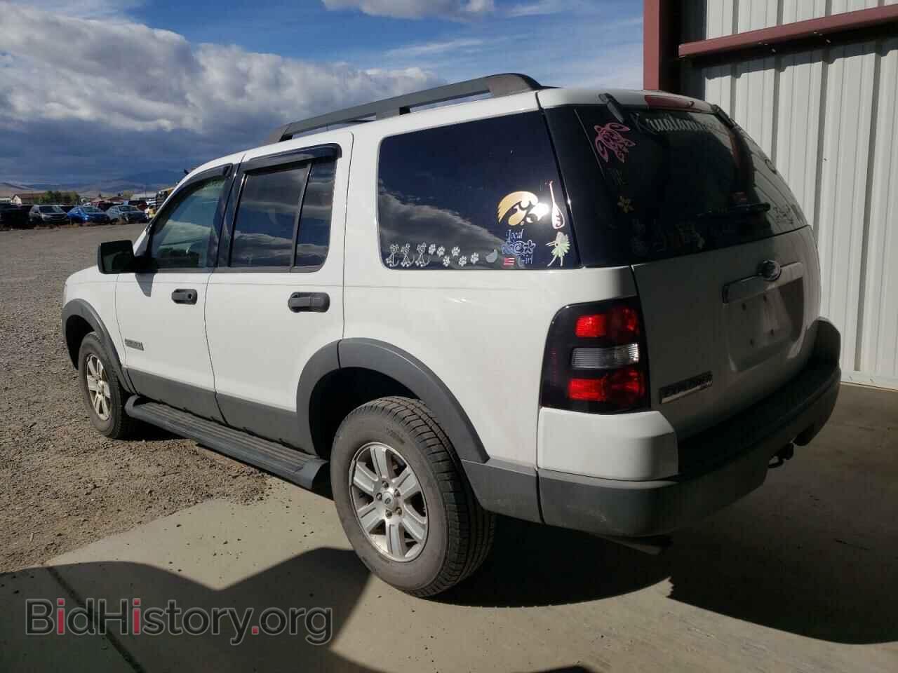 2006 FORD EXPLORER - VIN: 1FMEU73E66UB53716 - Фото 2