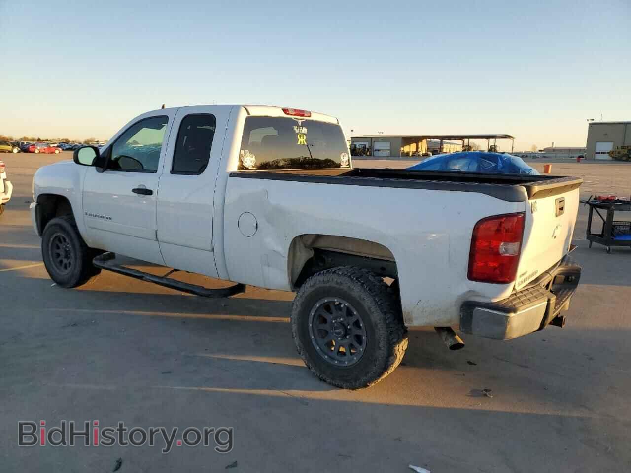 2008 CHEVROLET SILVERADO - VIN: 2GCEC19C881216050 - Фото 2