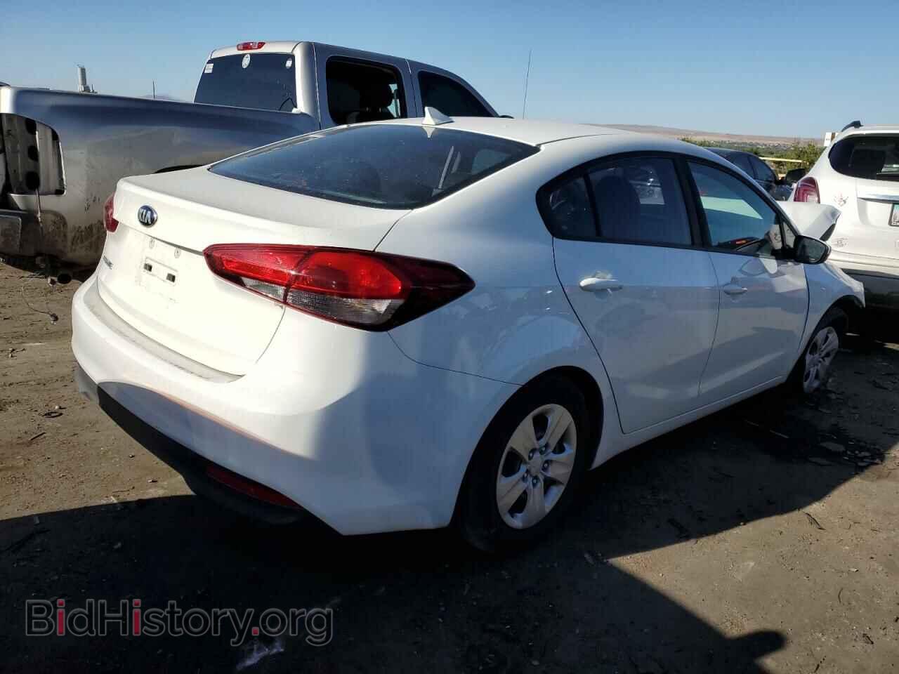 2018 KIA FORTE - VIN: 3KPFK4A75JE202204 - Фото 3