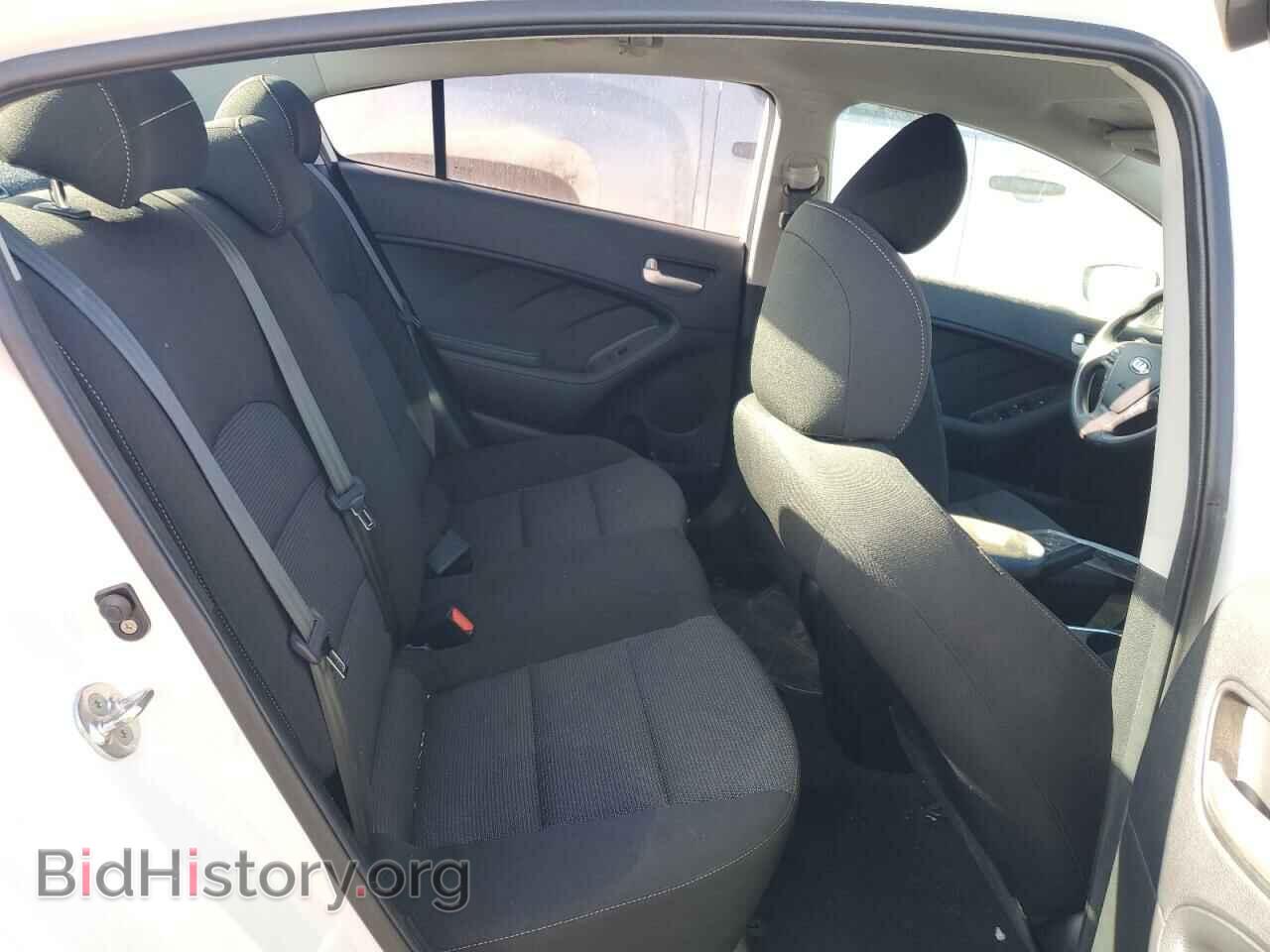2018 KIA FORTE - VIN: 3KPFK4A75JE202204 - Фото 10