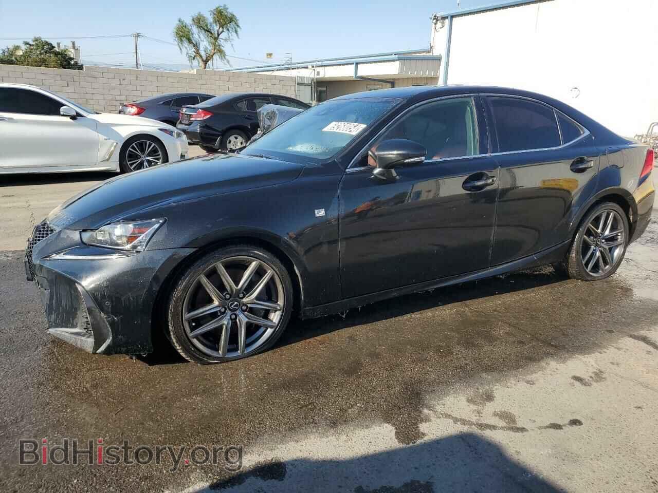 Photo JTHBA1D22J5064132 - LEXUS IS 2018