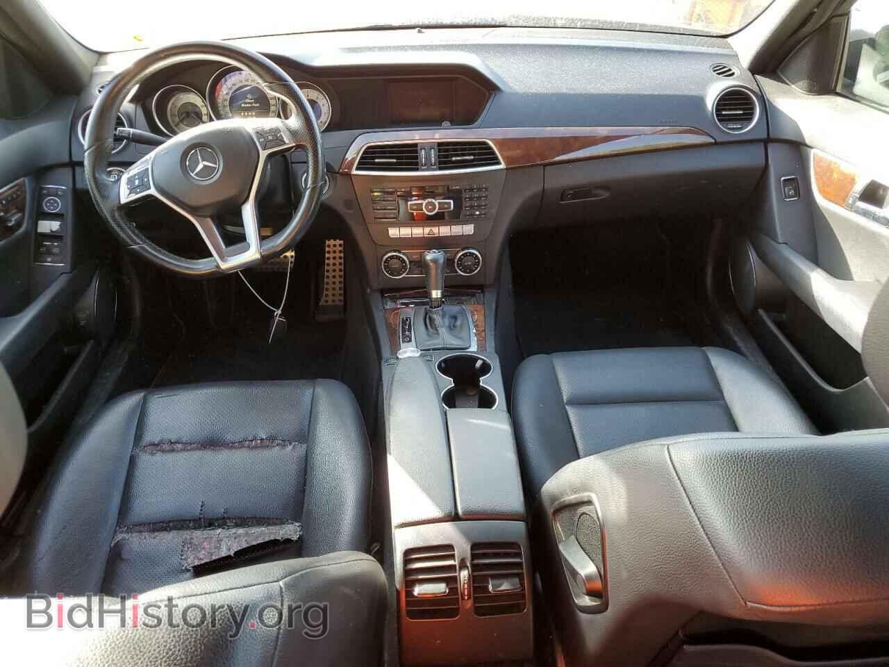 2012 MERCEDES-BENZ C-CLASS - VIN: WDDGF8BB8CA703621 - Фото 8