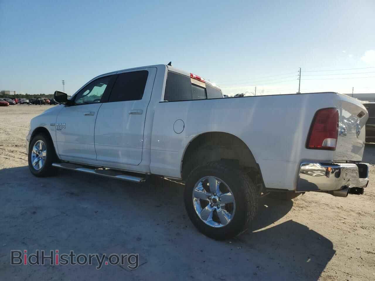 2019 RAM 1500 - VIN: 1C6RR7TT8KS695905 - Photo 2
