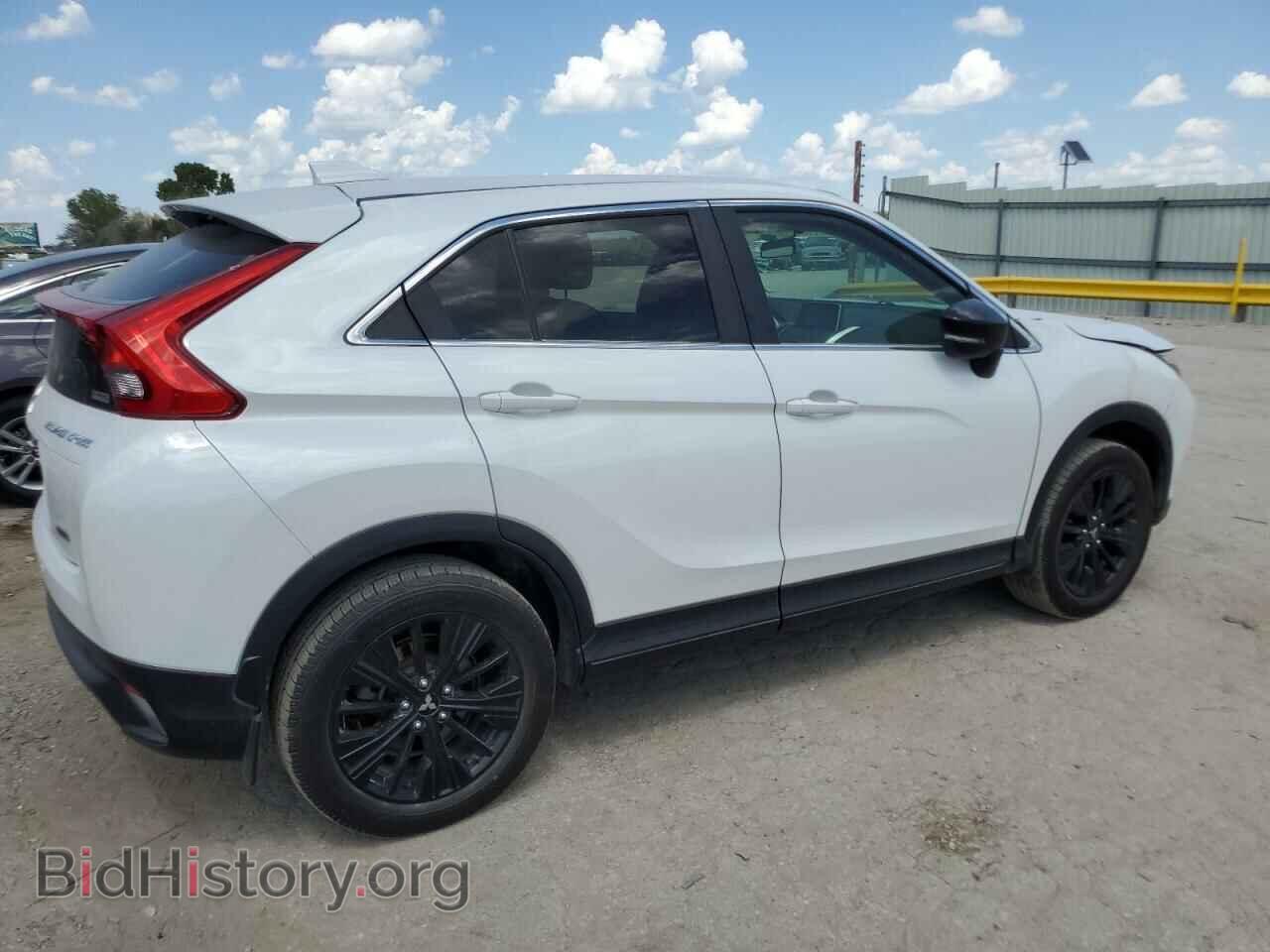 2018 MITSUBISHI ECLIPSE - VIN: JA4AT4AA0JZ051757 - Фото 3