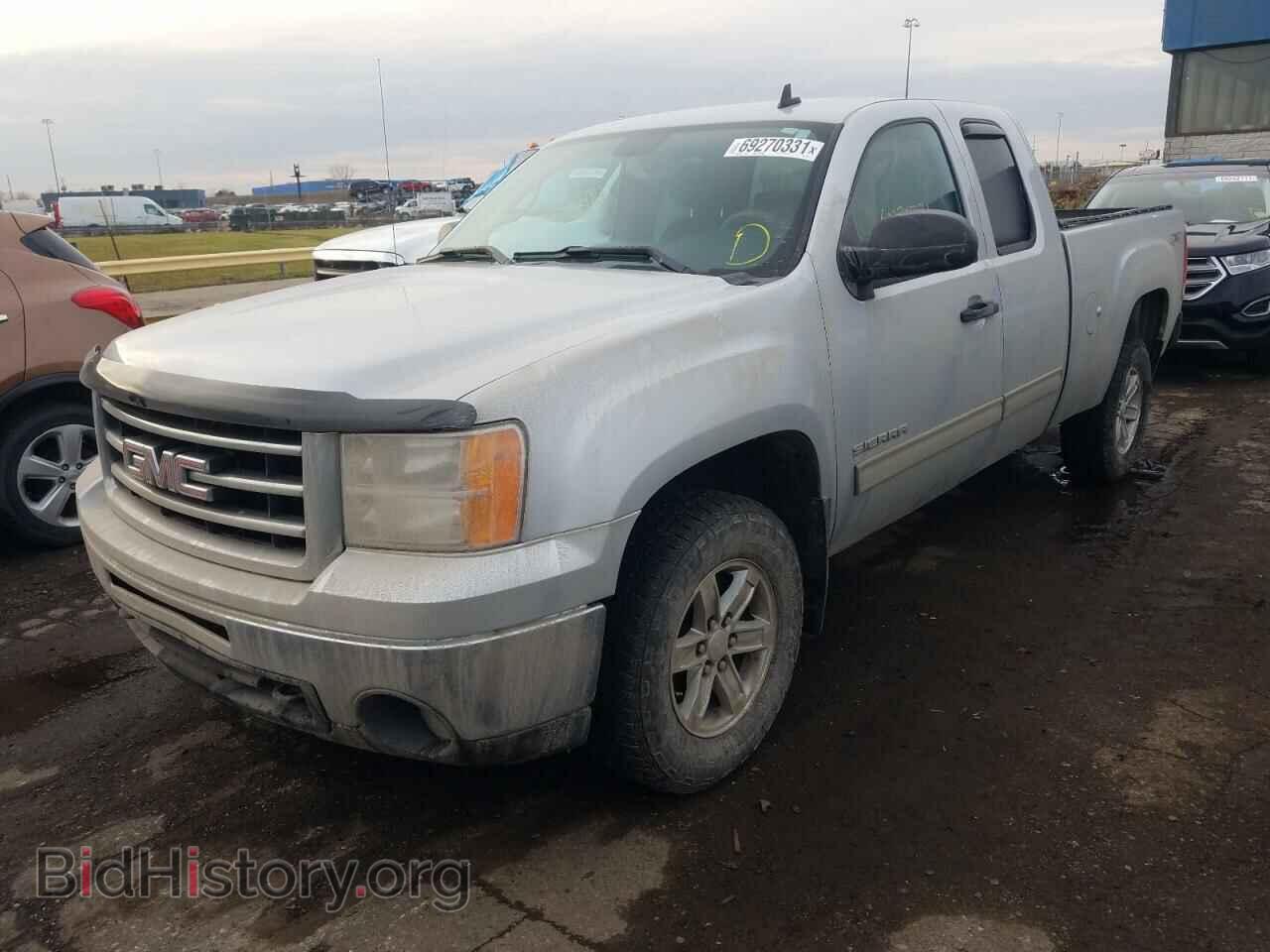 2013 GMC SIERRA - VIN: 1GTR2VE76DZ381651 - Фото 2