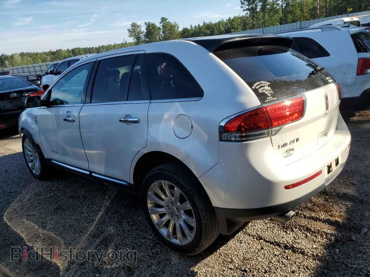 2013 LINCOLN MKX - VIN: 2LMDJ8JK7DBL25777 - Photo 2