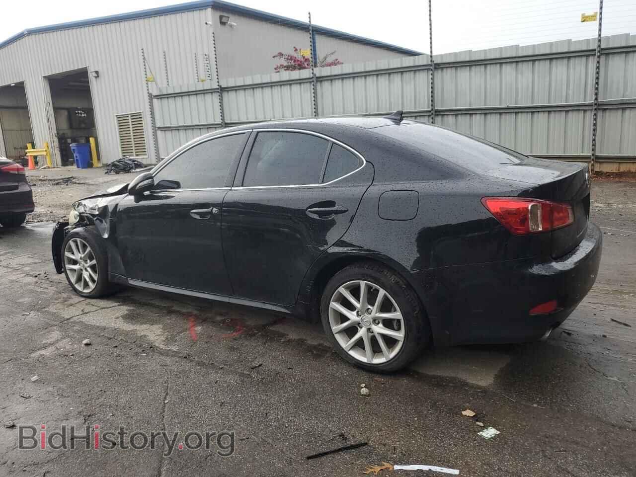2011 LEXUS IS - VIN: JTHCF5C25B5051682 - Photo 2