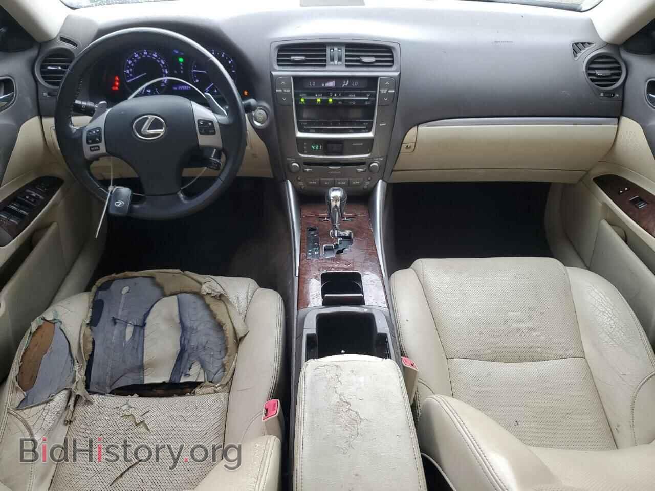 2011 LEXUS IS - VIN: JTHCF5C25B5051682 - Photo 8