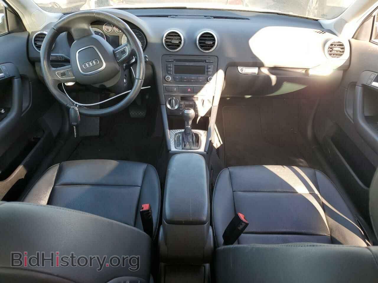 2011 AUDI A3 - VIN: WAUKJAFM6BA137119 - Фото 8