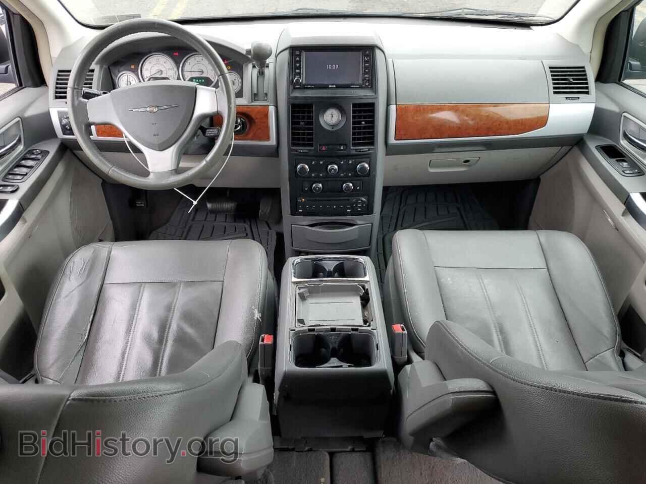 2008 CHRYSLER MINIVAN - VIN: 2A8HR54P58R682817 - Фото 8