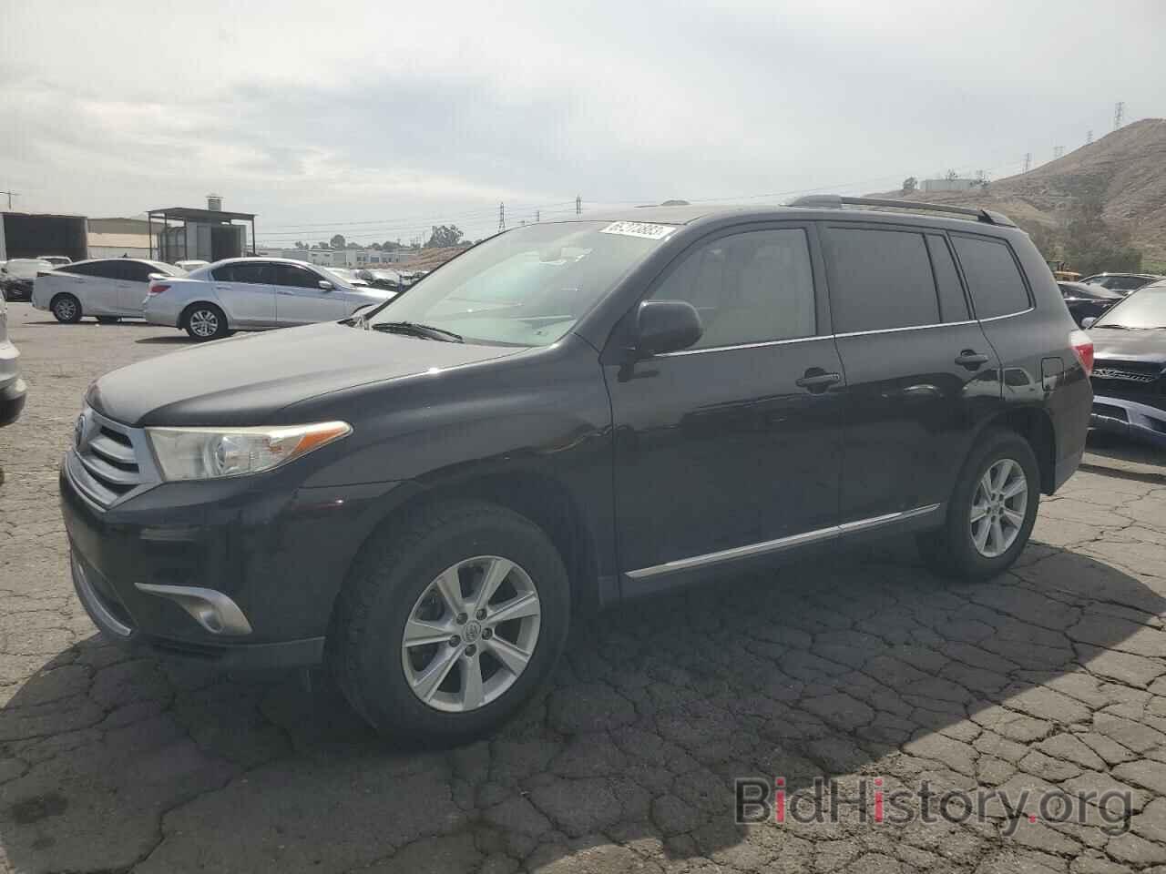 Toyota Highlander 2011 горах