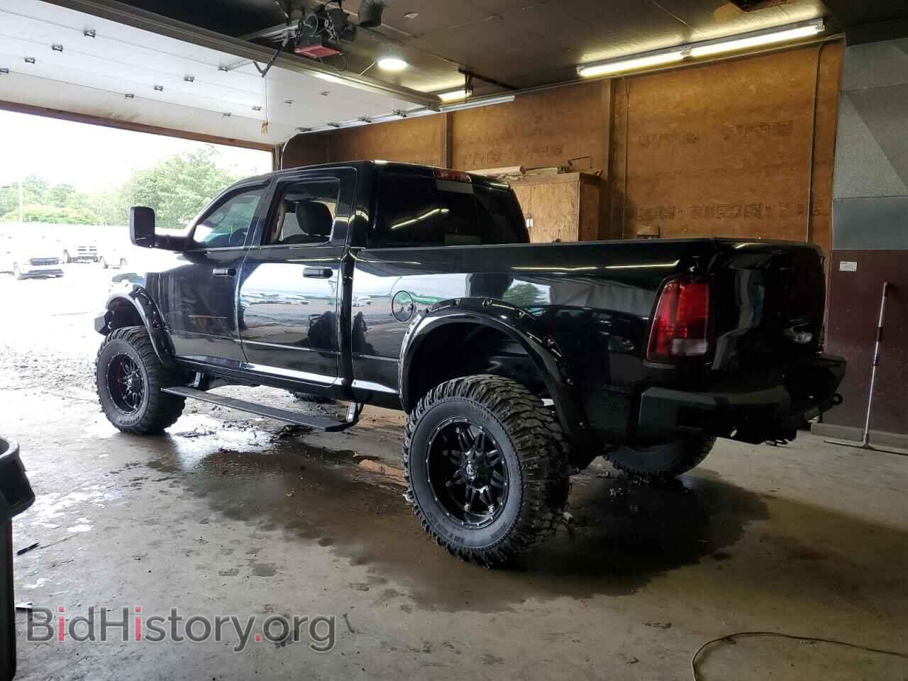 2014 RAM All Models - VIN: 3C6UR5DJ3EG190409 - Фото 2
