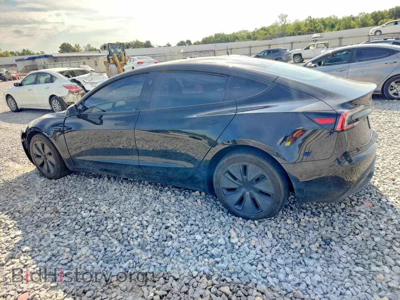 2025 TESLA MODEL 3 - VIN: 5YJ3E1EA3SF042138 - Photo 4