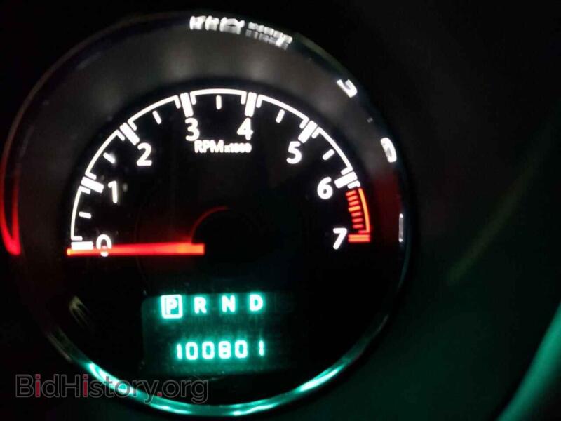 2013 Chrysler 200 (VIN 1C3CCBBB7DN525181) — фото 8 из 10