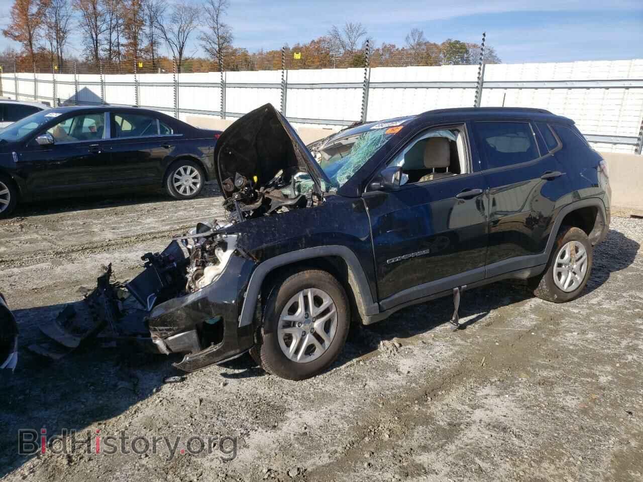 Фотография 3C4NJDAB3JT146780 - JEEP COMPASS 2018