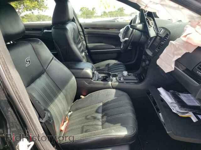 2019 CHRYSLER 300 - VIN: 2C3CCABG8KH589712 - Фото 5